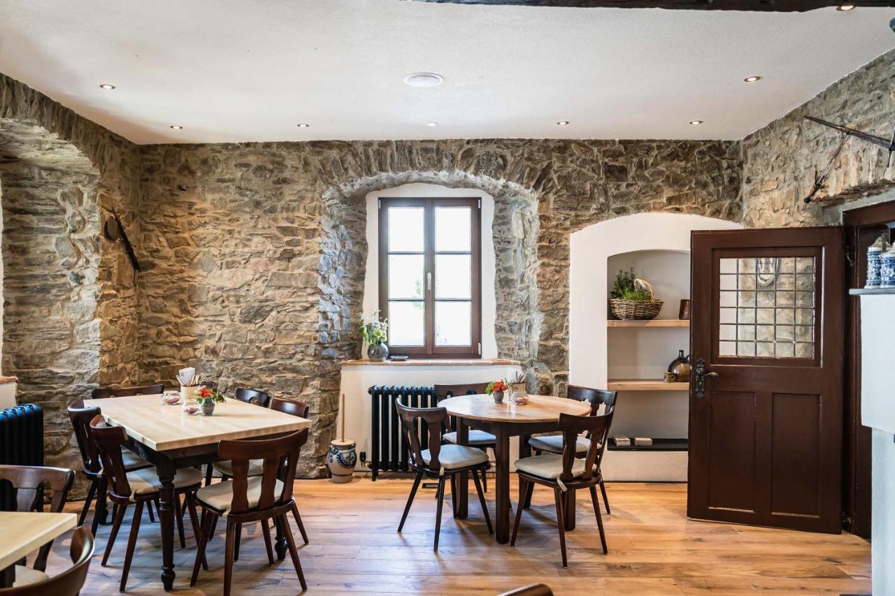 Landgasthof Zur Burg Grenzau Höhr-Grenzhausen Extérieur photo
