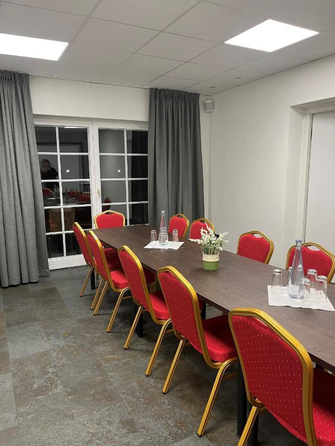 Landgasthof Zur Burg Grenzau Höhr-Grenzhausen Extérieur photo